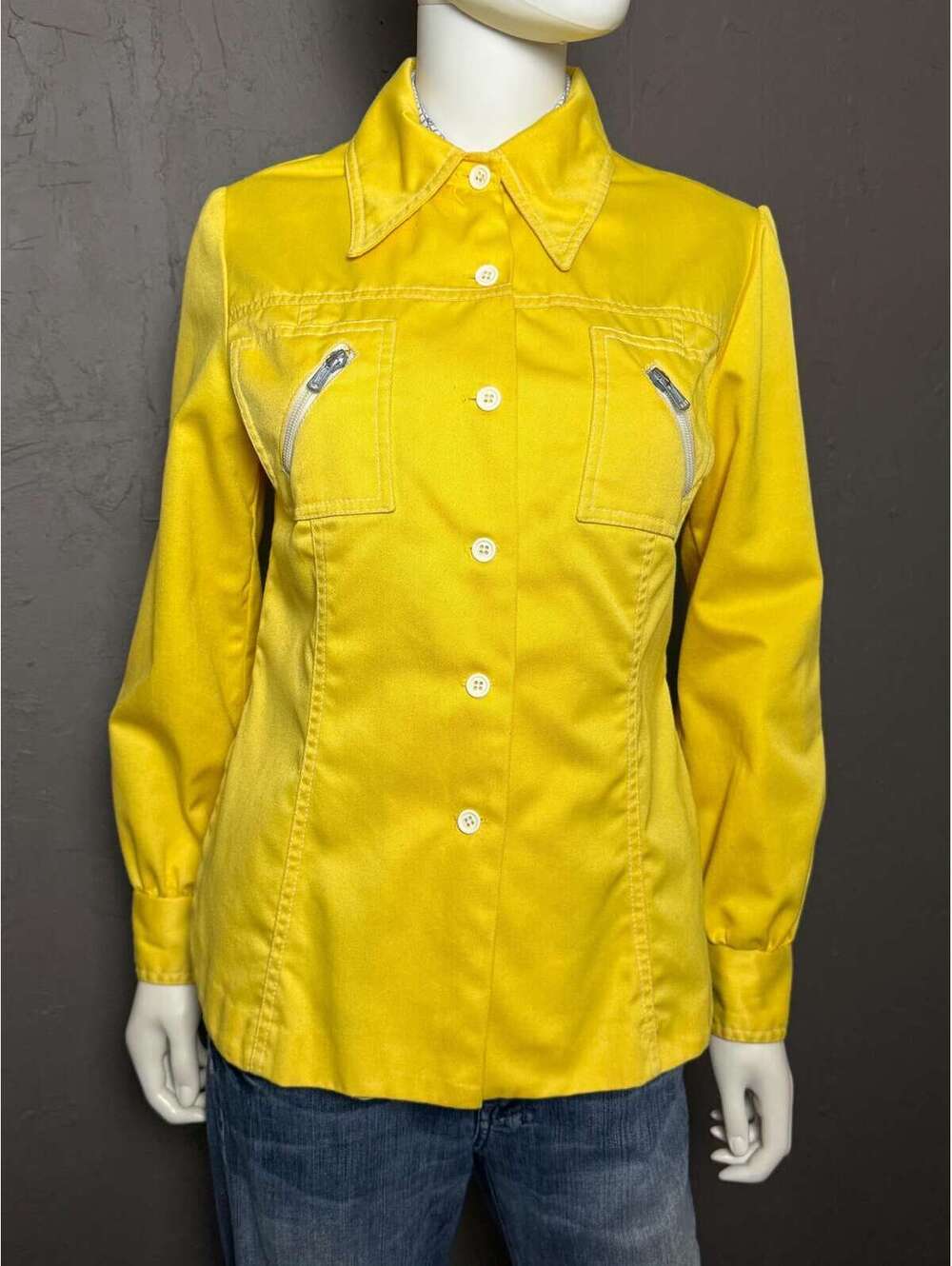 1960's Yellow Lightweight Jacket Dagger Collar White Stitching Zipper Pockets